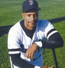 Darryl Strawberry gets his number retired by the Saints